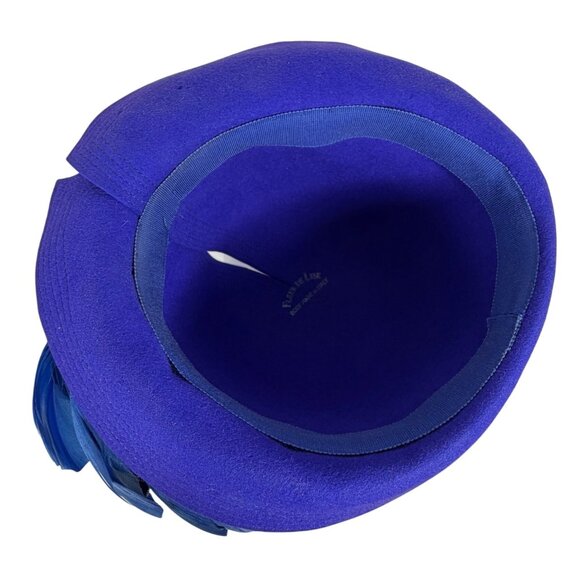 Vintage FLEUR de LIS Cobalt/Purple Felt Cloche Fascinator Hat Blue Feather Italy - Picture 9 of 11